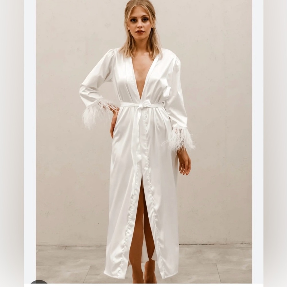 Bridal robe. Size XS
